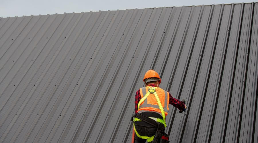 Expert Emergency Roof Repairs services in Caro, MI